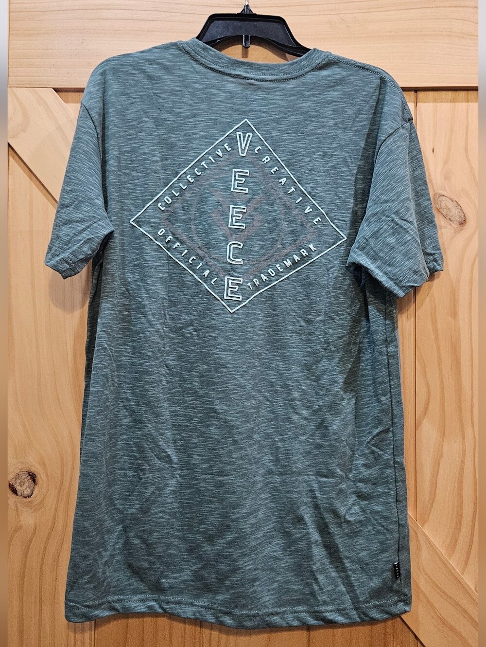 NWT | Veece Graphic T-Shirt | XL